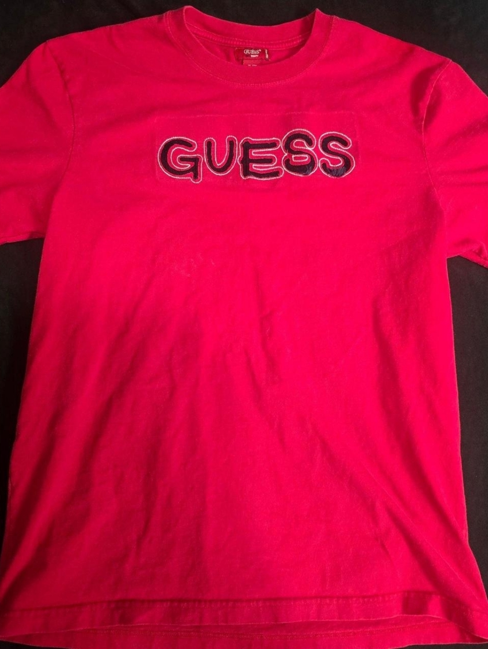 Vintage Guess Red Short Sleeve T-Shirt with Embroidered Applique Logo Size XL